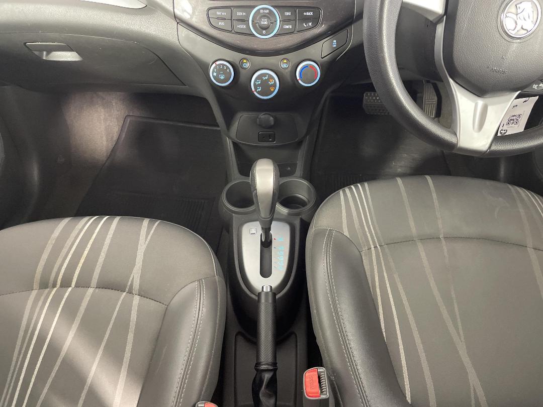 Photo '18' of Holden Barina Spark