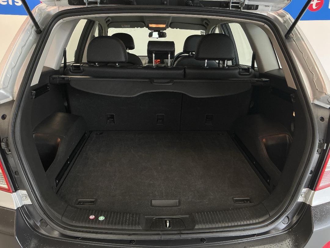 Photo '14' of Holden Captiva 5 Photo '14' of Holden Captiva 5