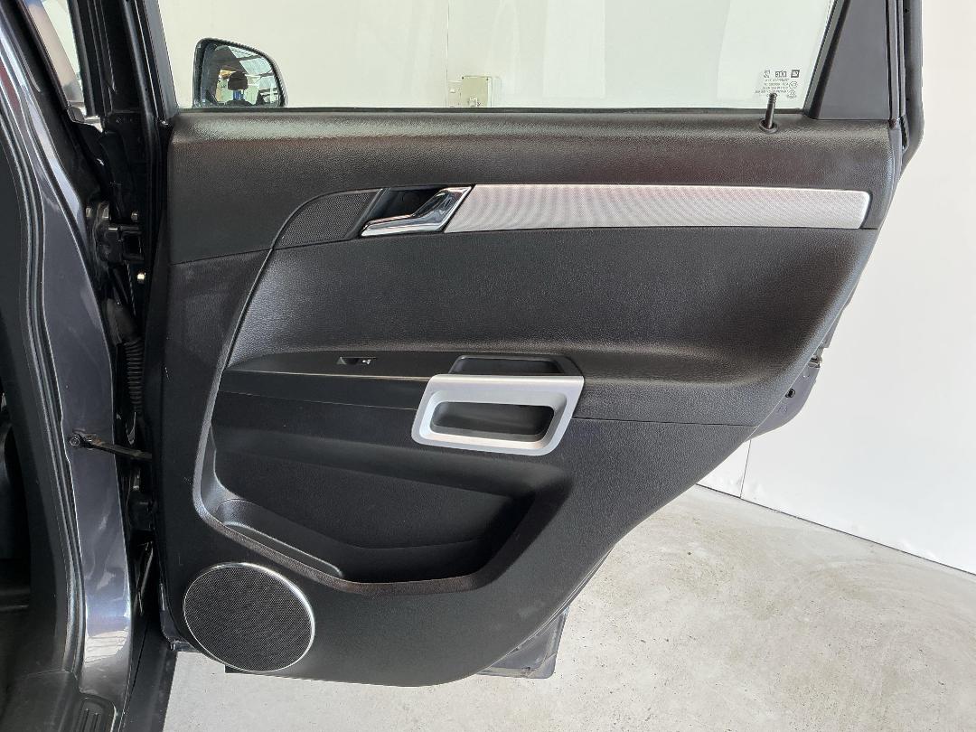 Photo '19' of Holden Captiva 5 Photo '19' of Holden Captiva 5