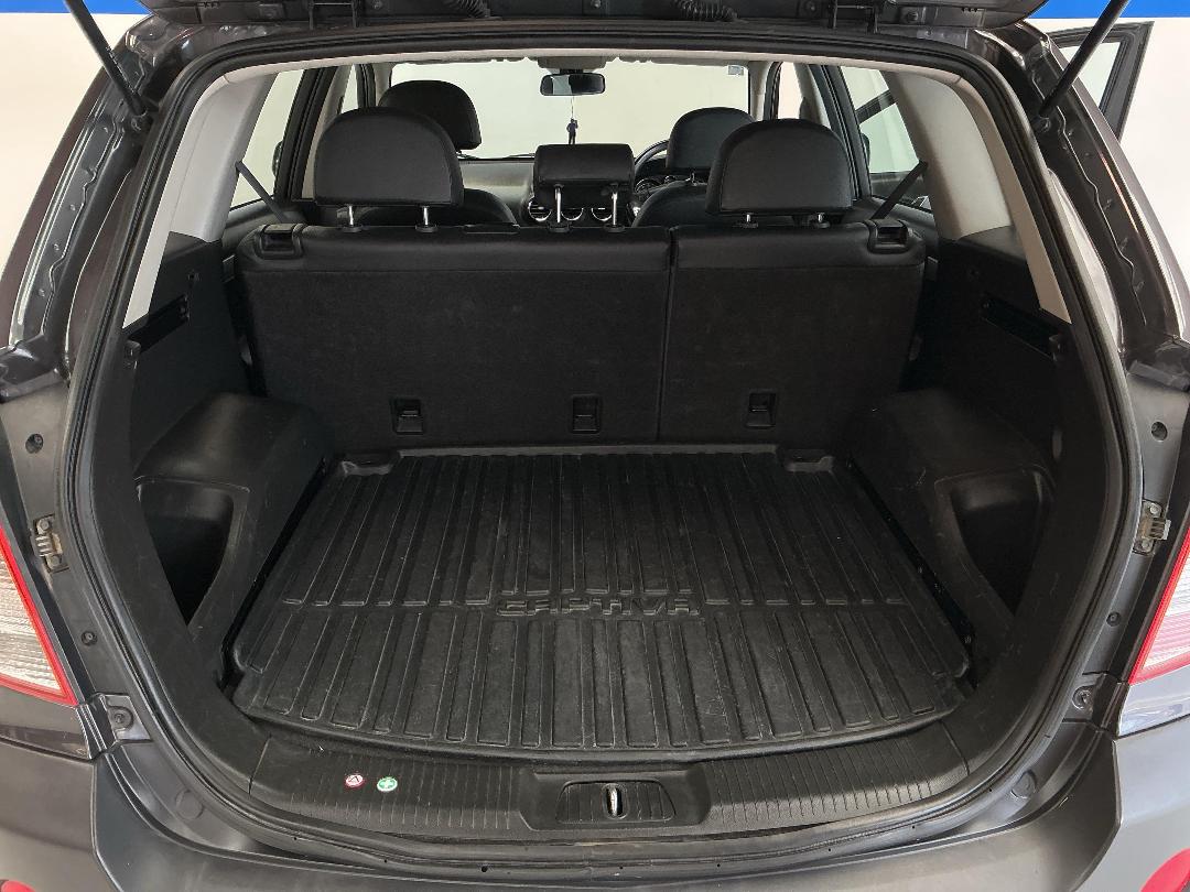 Photo '14' of Holden Captiva 5 Photo '14' of Holden Captiva 5