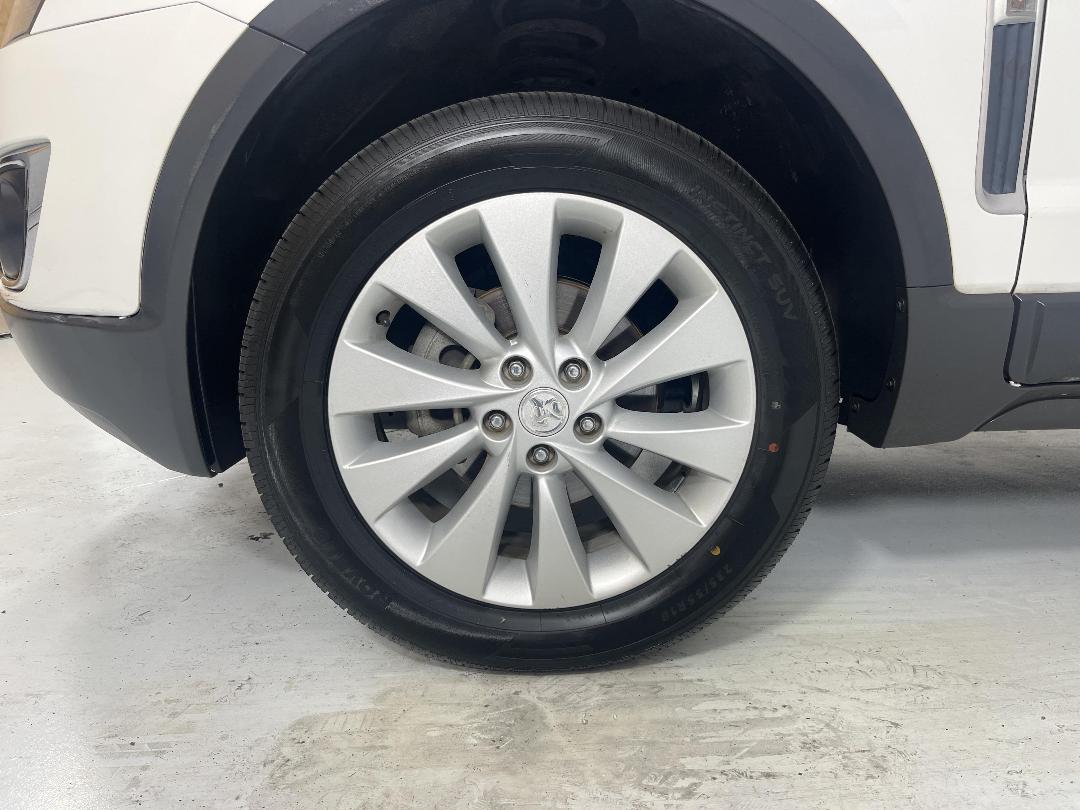 Photo '10' of Holden Captiva 5