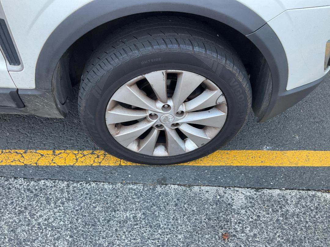 Photo '3' of Holden Captiva 5 5 LT Photo '3' of Holden Captiva 5 5 LT