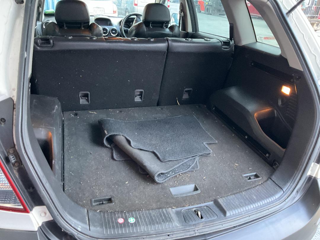 Photo '10' of Holden Captiva 5 5 LT Photo '10' of Holden Captiva 5 5 LT