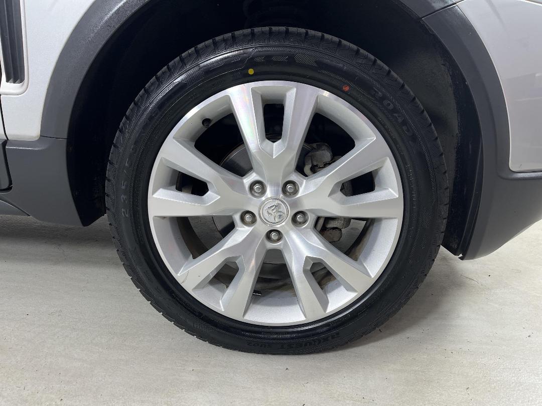 Photo '9' of Holden Captiva 5 Photo '9' of Holden Captiva 5