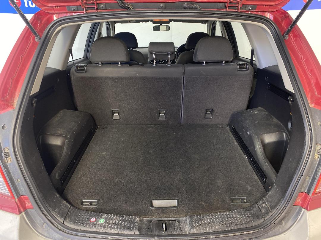 Photo '14' of Holden Captiva 5 Photo '14' of Holden Captiva 5