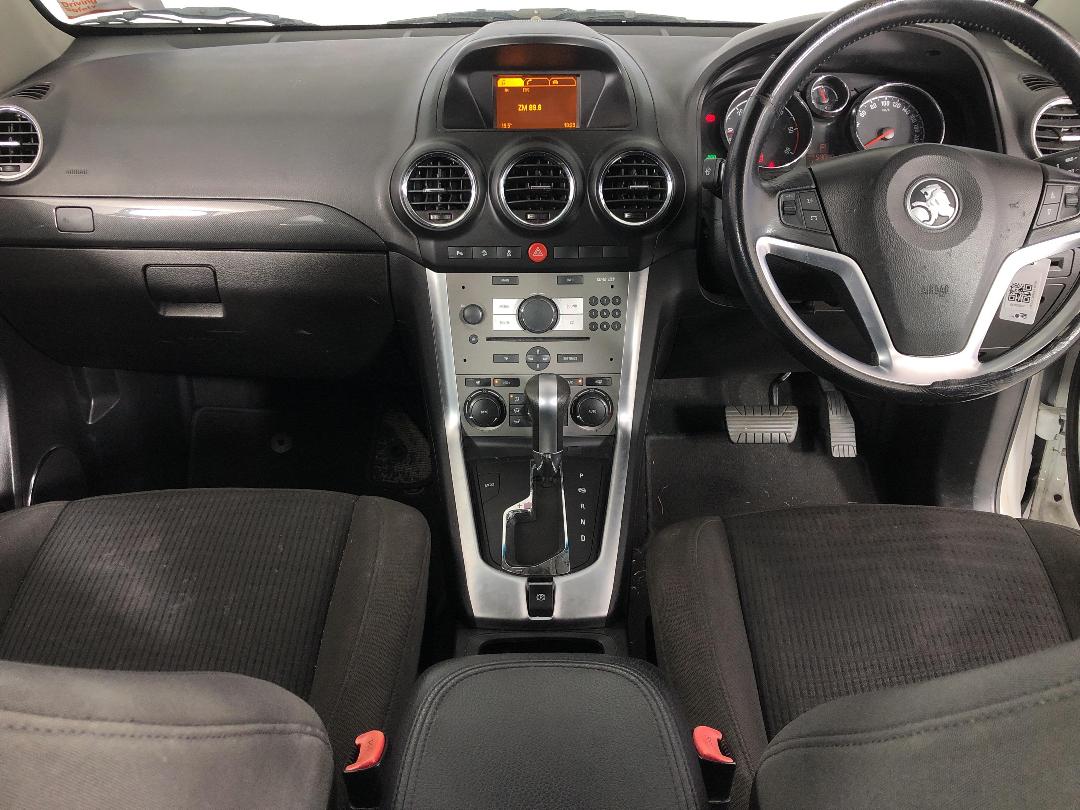 Photo '19' of Holden Captiva 5 5 LT