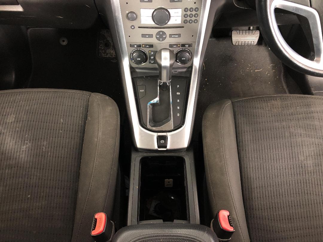 Photo '20' of Holden Captiva 5 5 LT