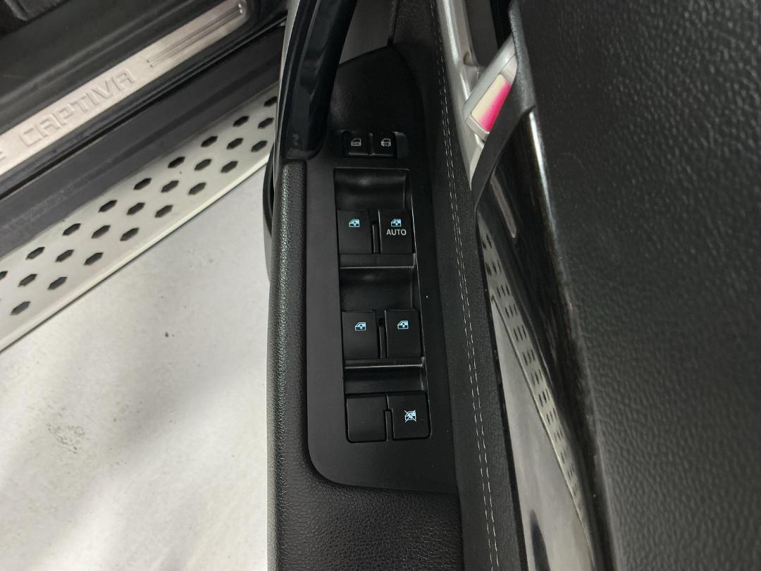 Photo '24' of Holden Captiva 7 Photo '24' of Holden Captiva 7