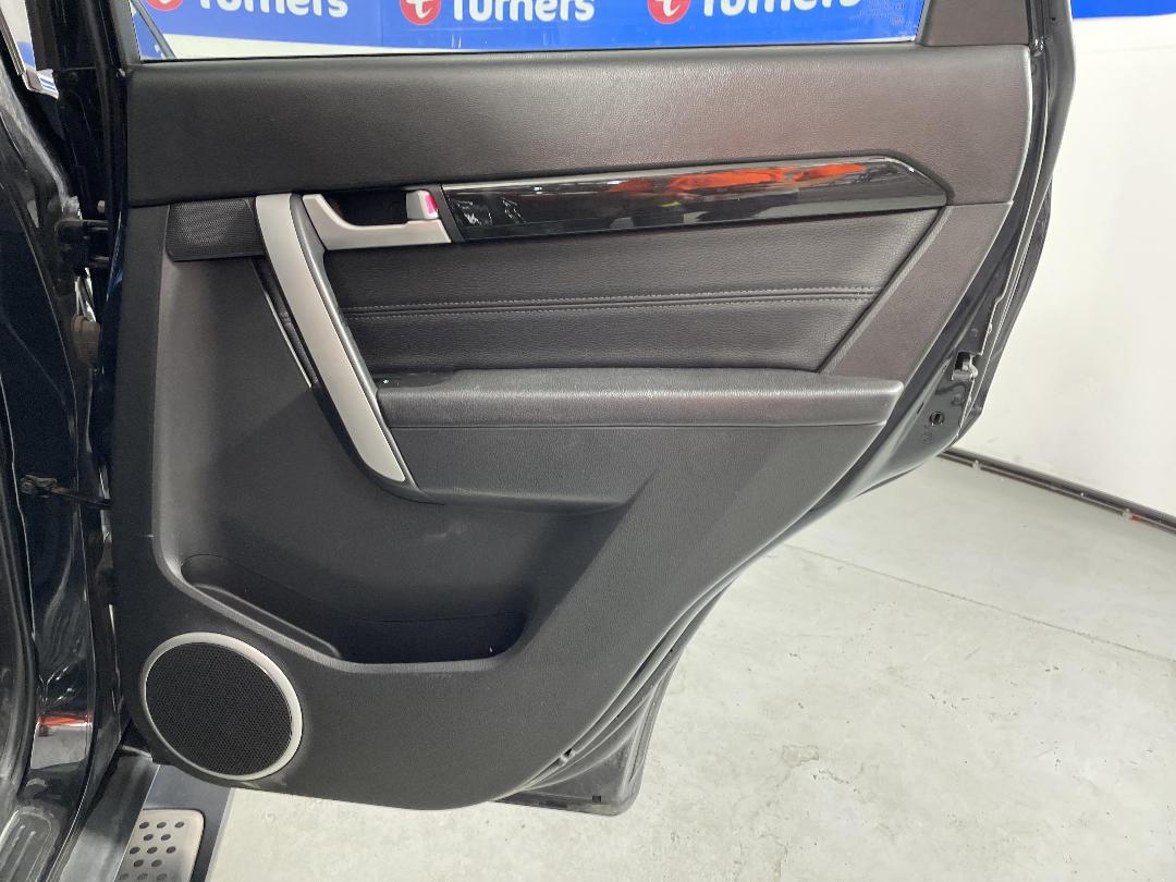 Photo '19' of Holden Captiva 7