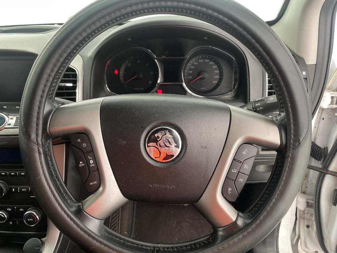 Photo '27' of Holden Captiva 7