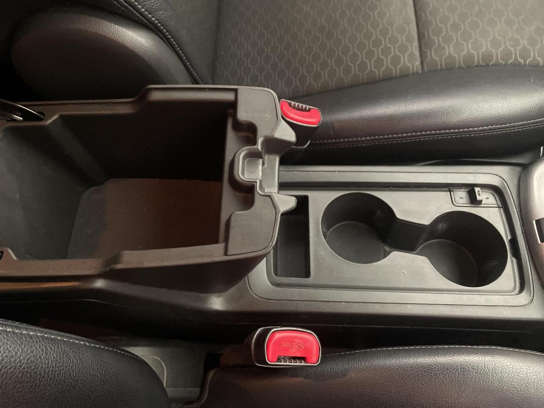 Photo '32' of Holden Captiva 7