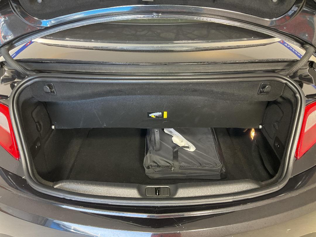 Photo '14' of Holden Cascada Photo '14' of Holden Cascada