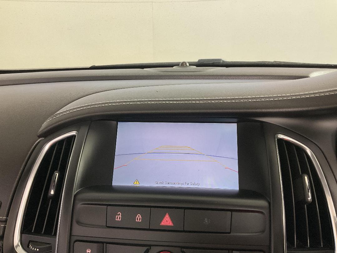 Photo '30' of Holden Cascada Photo '30' of Holden Cascada