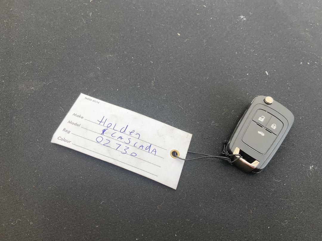 Photo '18' of Holden Cascada