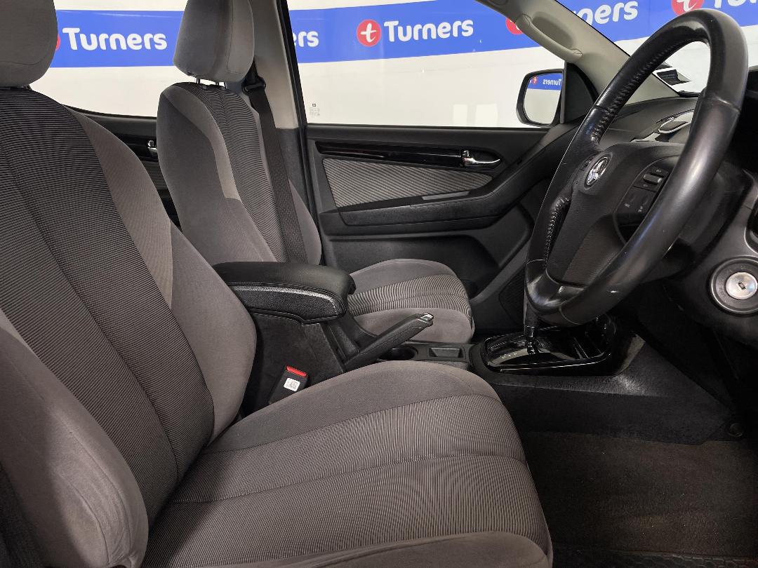 Photo '16' of Holden Colorado