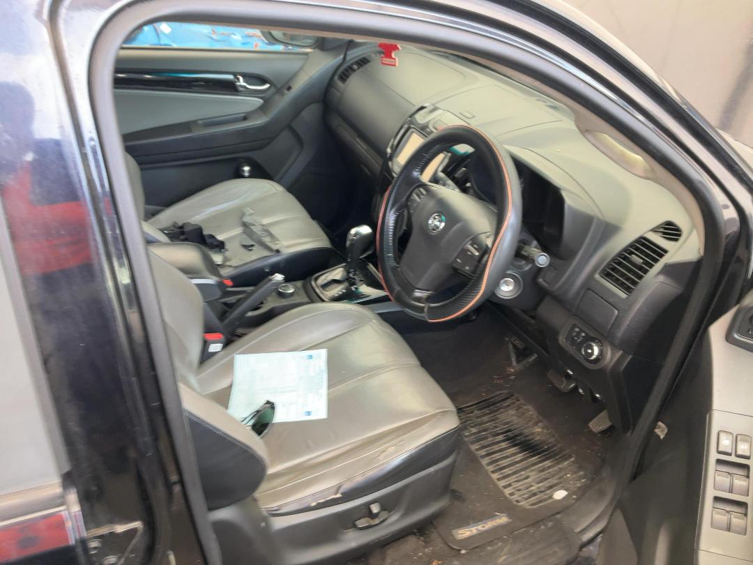 Photo '15' of Holden Colorado Storm