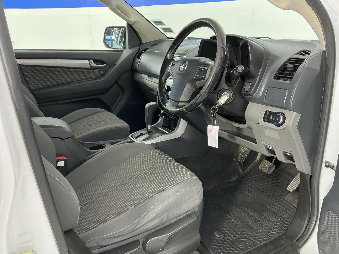 Photo '16' of Holden Colorado Photo '16' of Holden Colorado