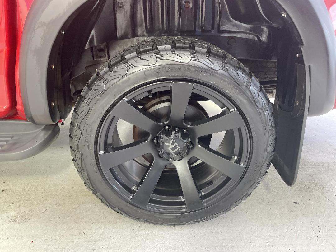 Photo '11' of Holden Colorado