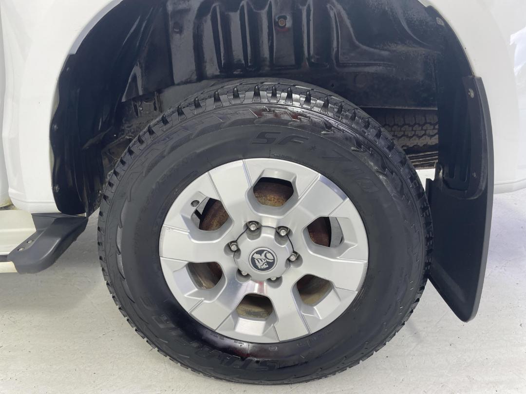 Photo '11' of Holden Colorado