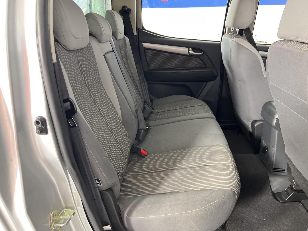 Photo '20' of Holden Colorado