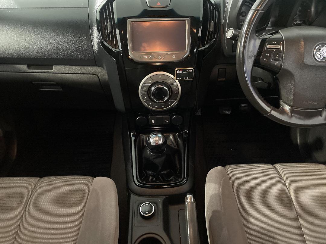 Photo '18' of Holden Colorado