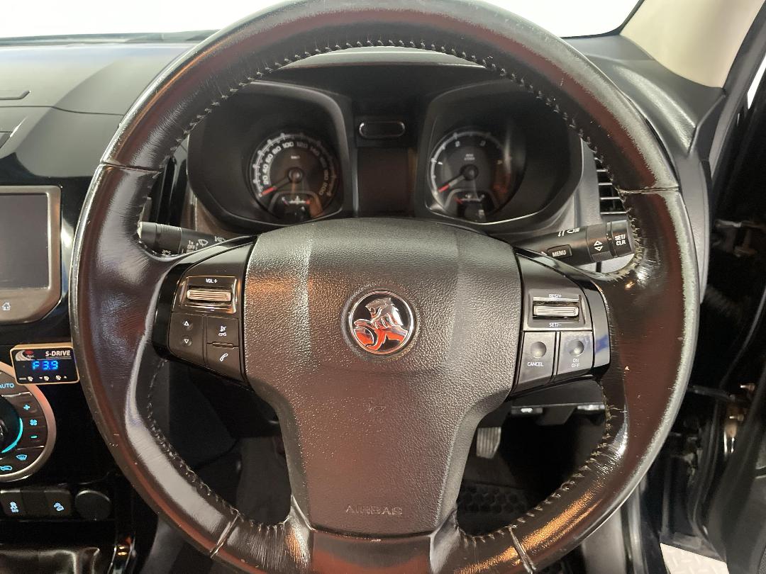 Photo '28' of Holden Colorado