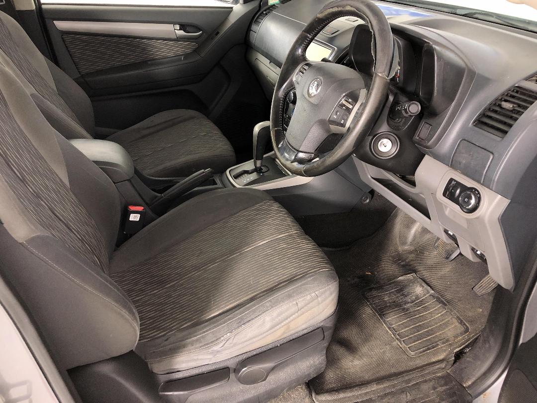 Photo '16' of Holden Colorado