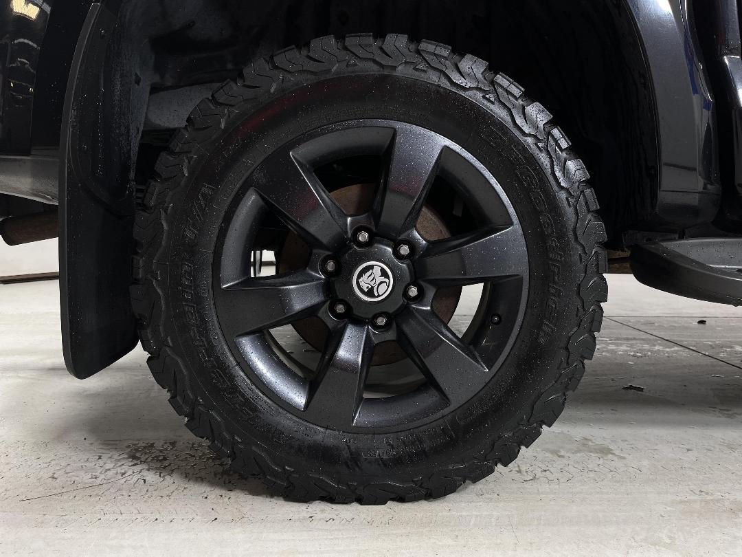 Photo '12' of Holden Colorado