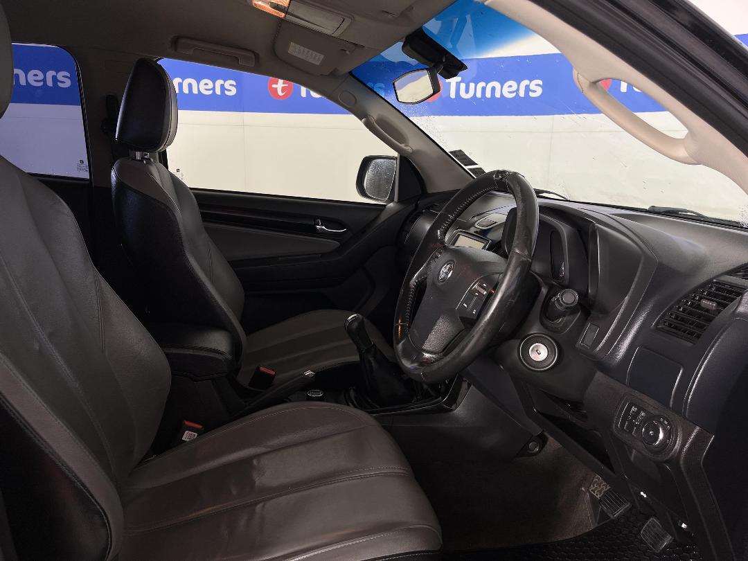 Photo '16' of Holden Colorado