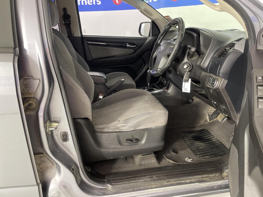 Photo '16' of Holden Colorado Photo '16' of Holden Colorado