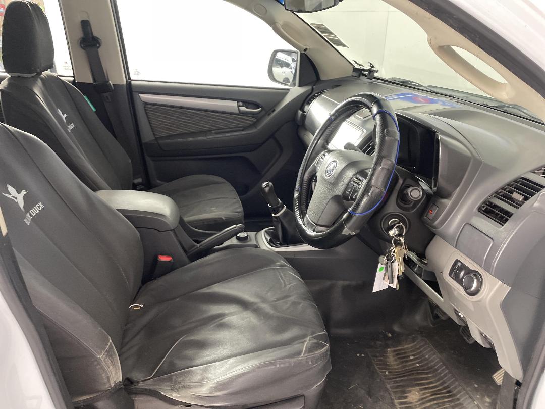 Photo '16' of Holden Colorado