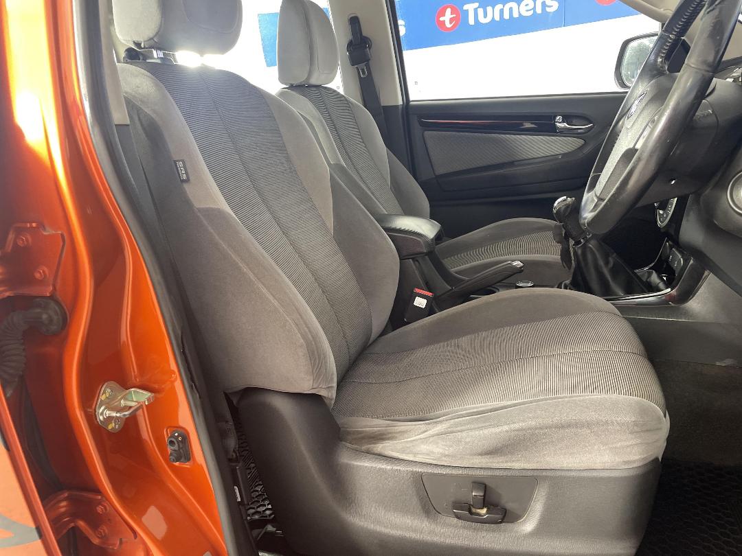 Photo '16' of Holden Colorado