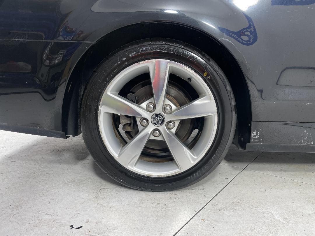 Photo '12' of Holden Commodore