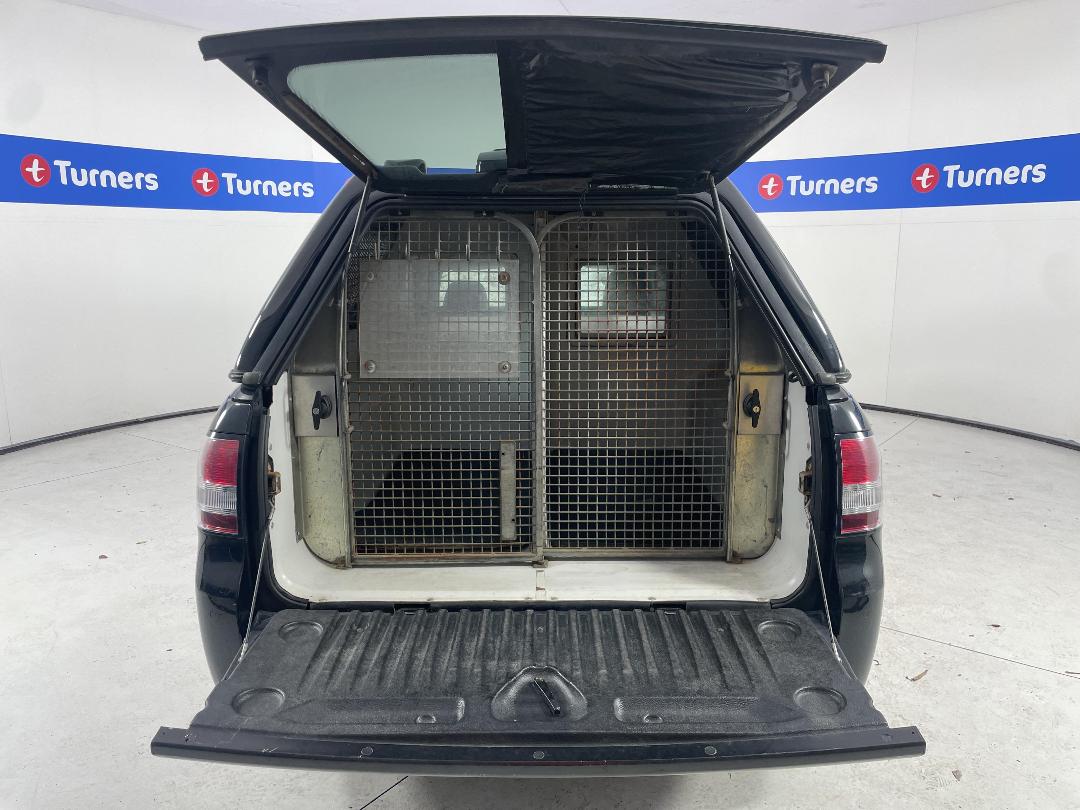 Photo '14' of Holden Commodore