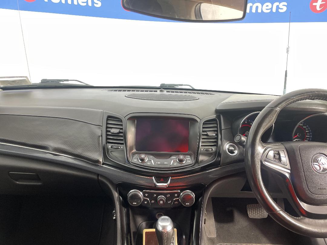 Photo '17' of Holden Commodore