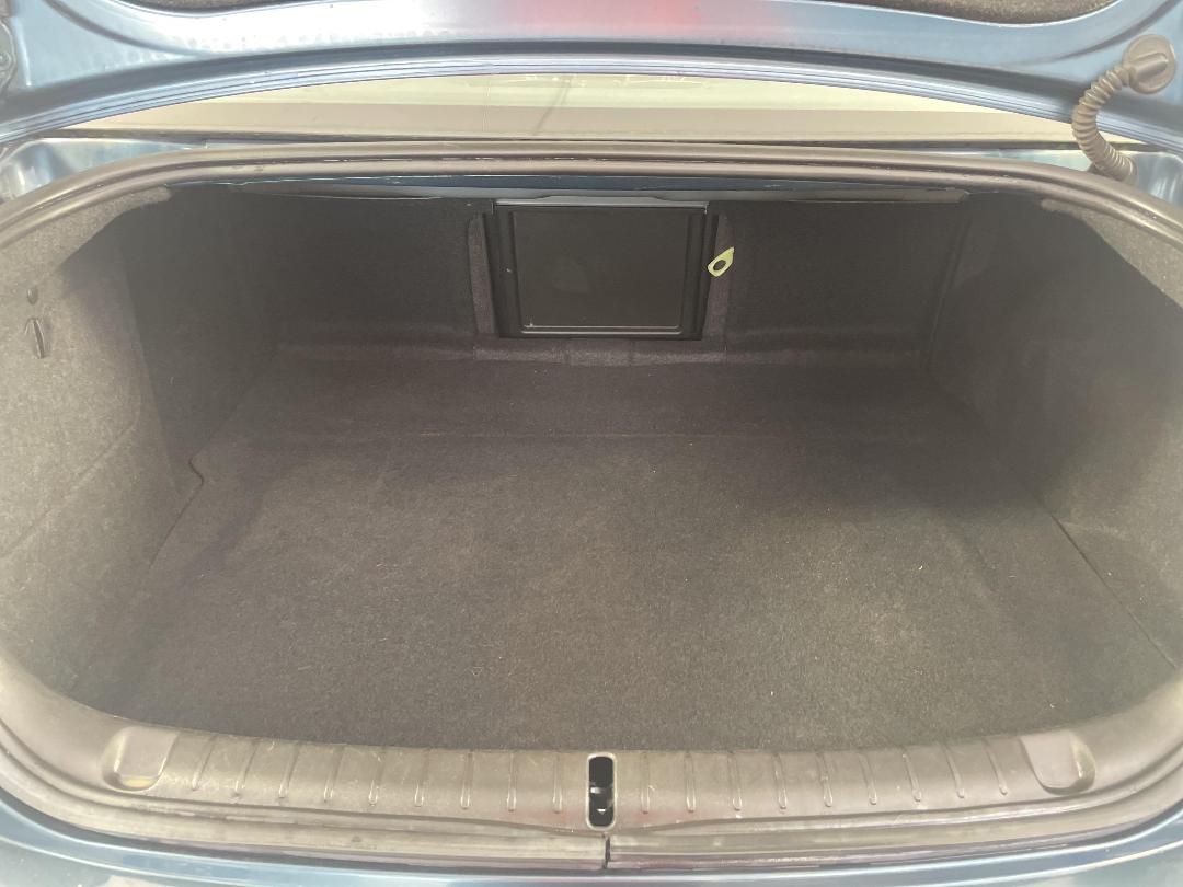 Photo '14' of Holden Commodore Photo '14' of Holden Commodore