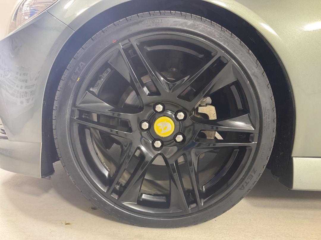 Photo '10' of Holden Commodore Photo '10' of Holden Commodore