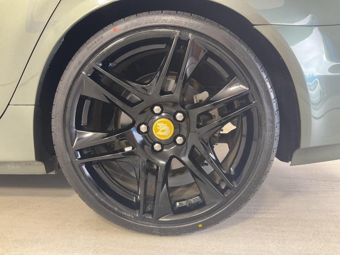 Photo '11' of Holden Commodore Photo '11' of Holden Commodore