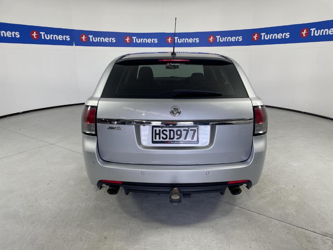 Photo '6' of Holden Commodore Photo '6' of Holden Commodore