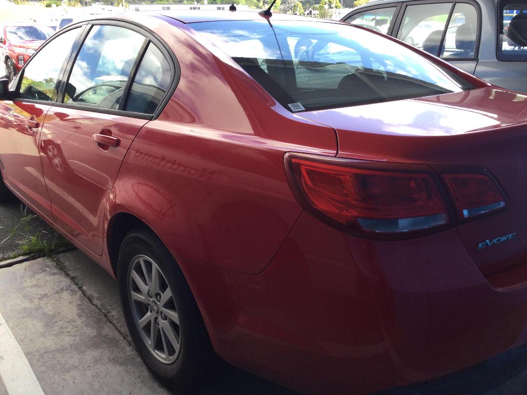 Photo '4' of Holden Commodore VF Evoke V6