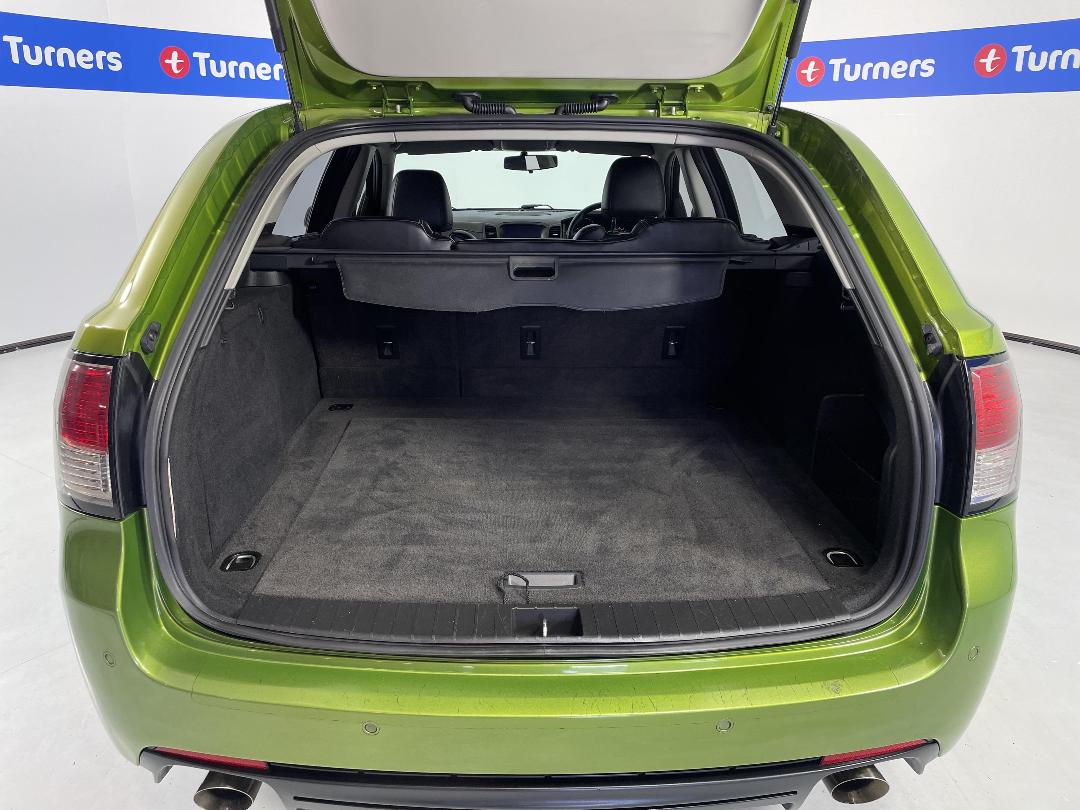 Photo '14' of Holden Commodore Photo '14' of Holden Commodore