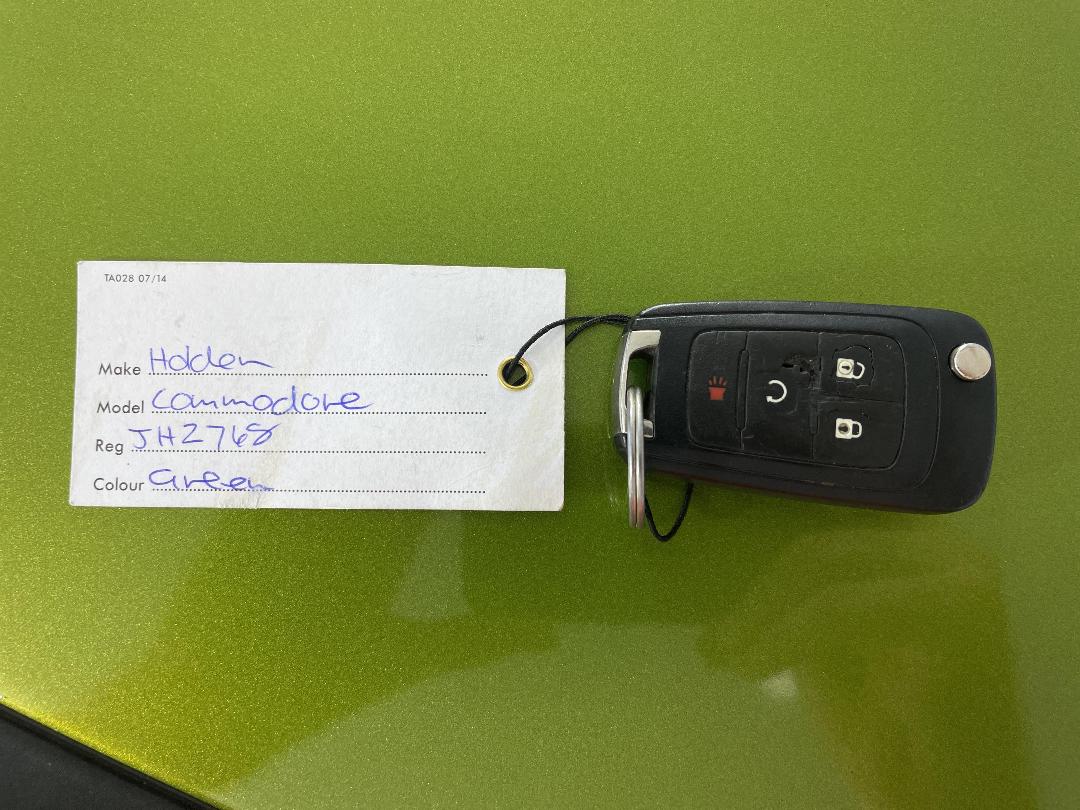 Photo '22' of Holden Commodore Photo '22' of Holden Commodore