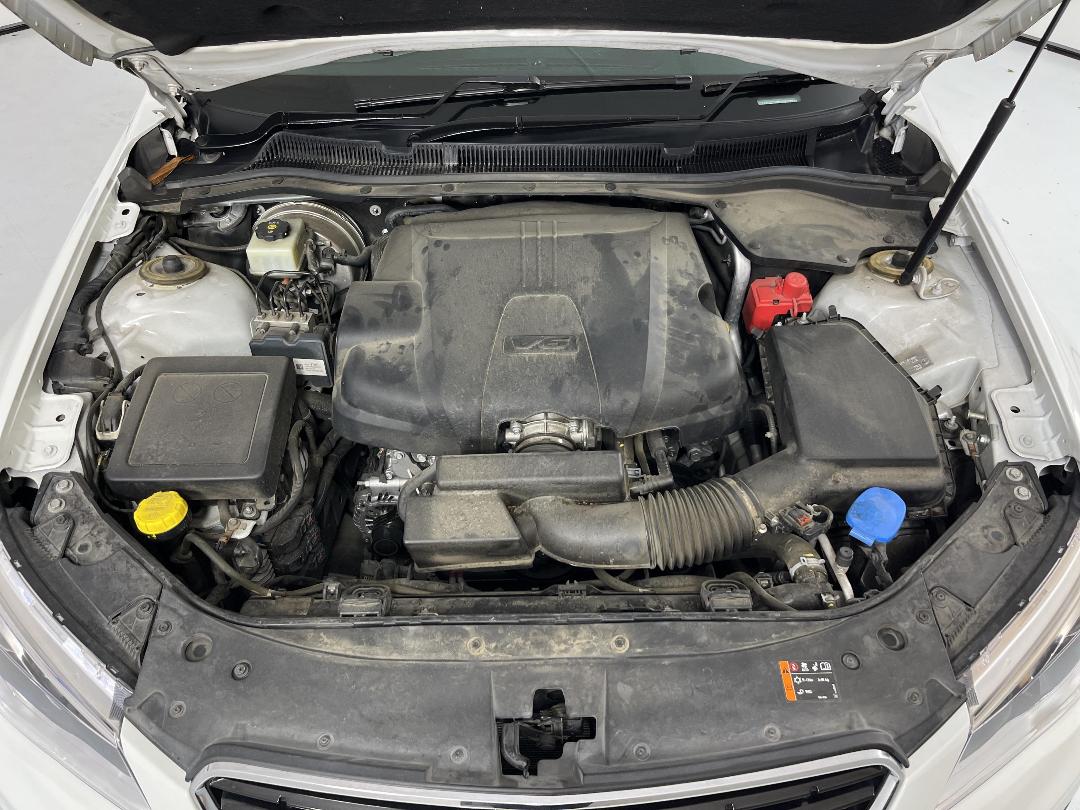 Photo '13' of Holden Commodore Photo '13' of Holden Commodore