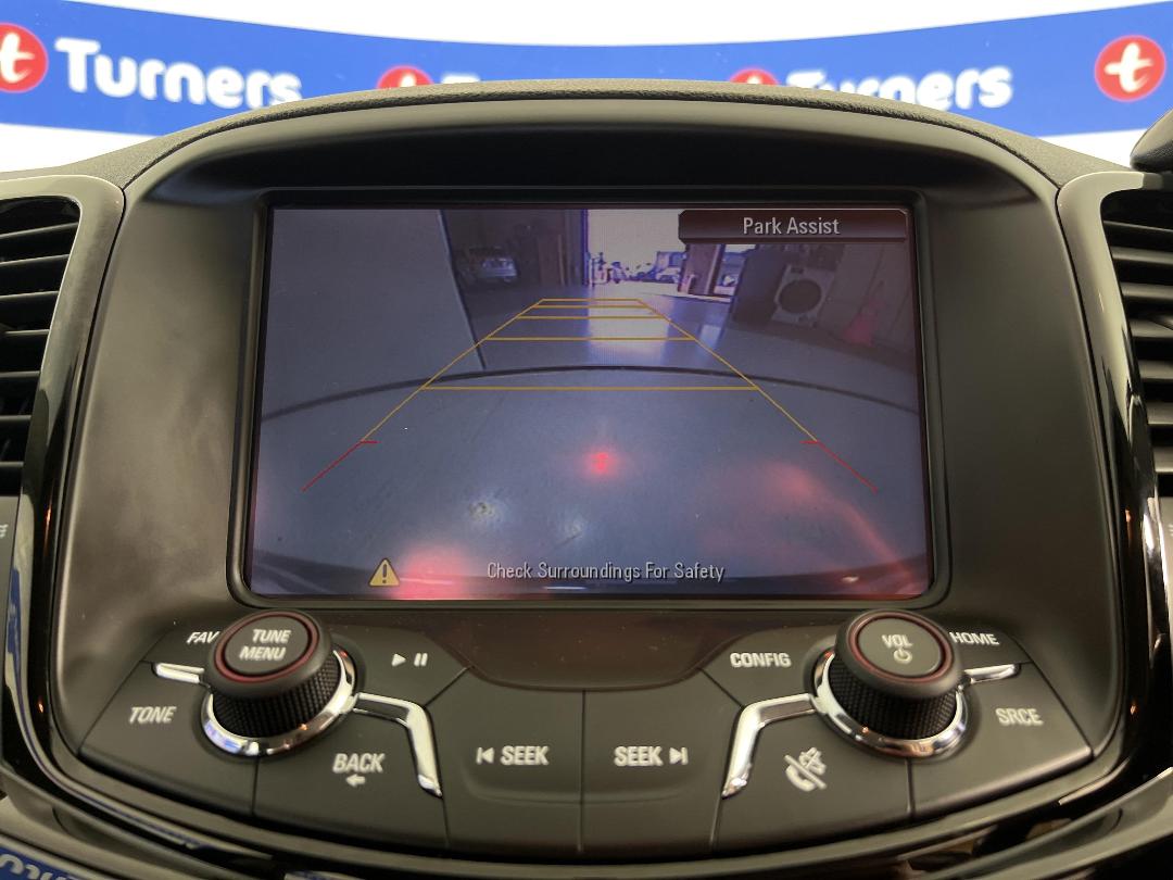 Photo '26' of Holden Commodore Photo '26' of Holden Commodore