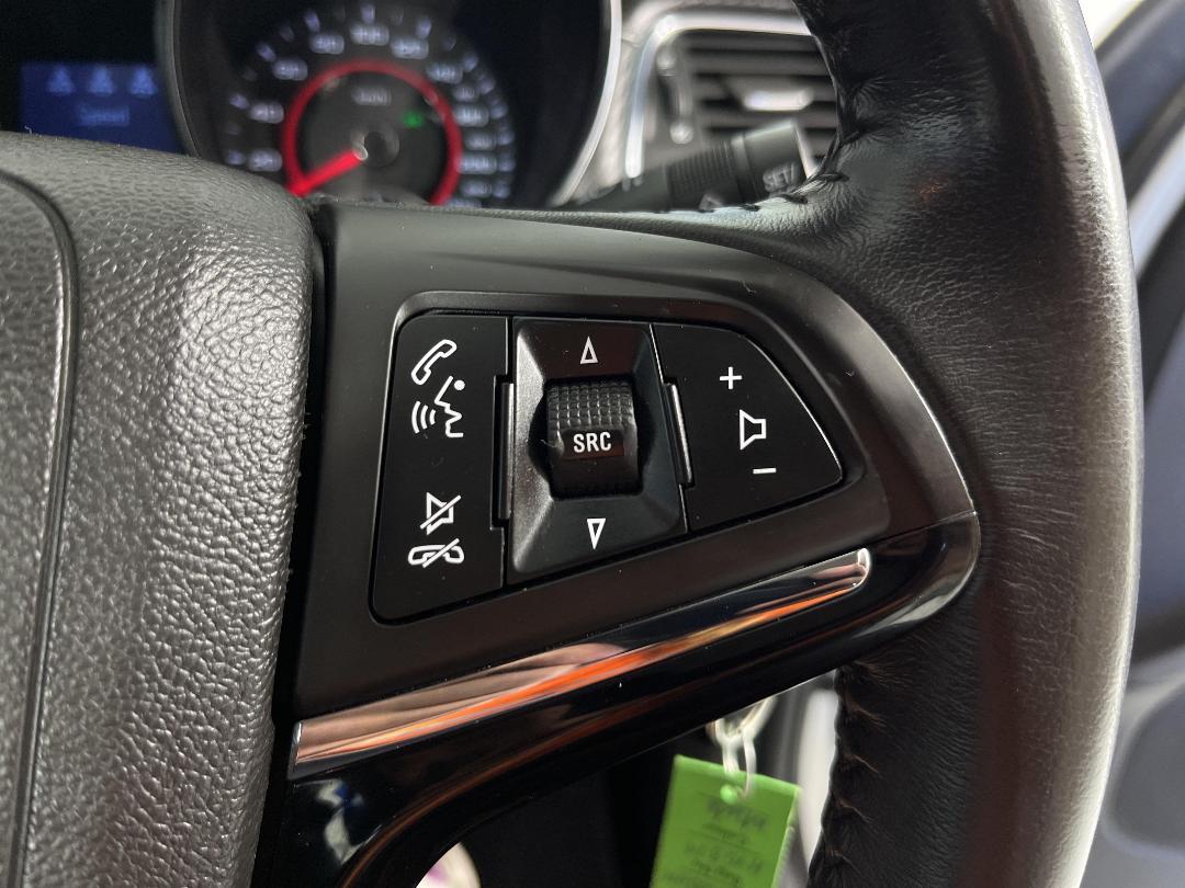 Photo '23' of Holden Commodore Photo '23' of Holden Commodore