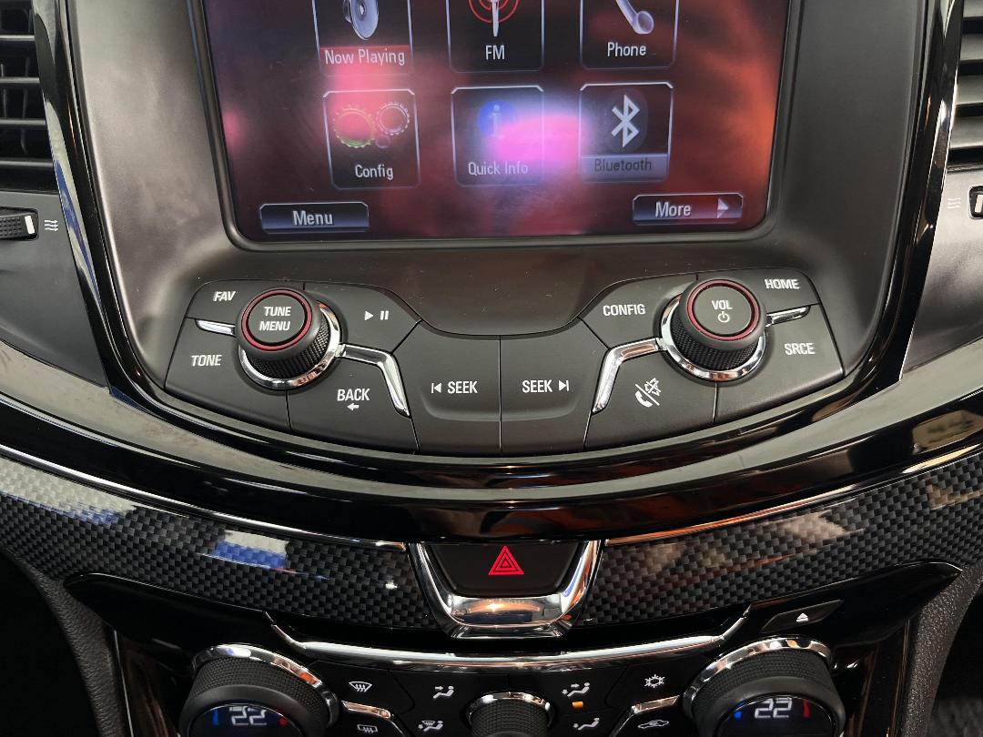 Photo '27' of Holden Commodore Photo '27' of Holden Commodore