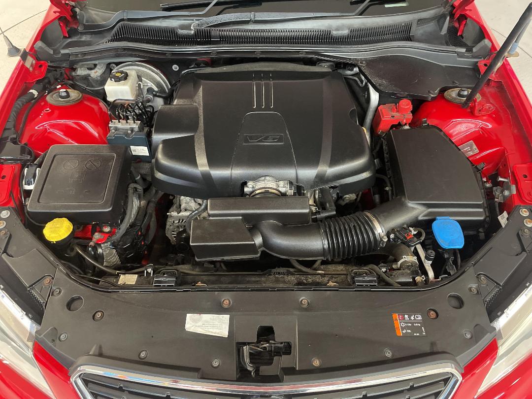 Photo '13' of Holden Commodore Photo '13' of Holden Commodore