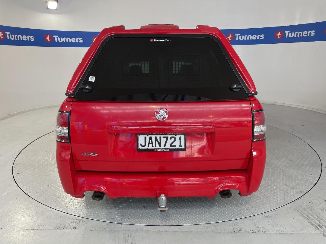 Photo '6' of Holden Commodore Photo '6' of Holden Commodore