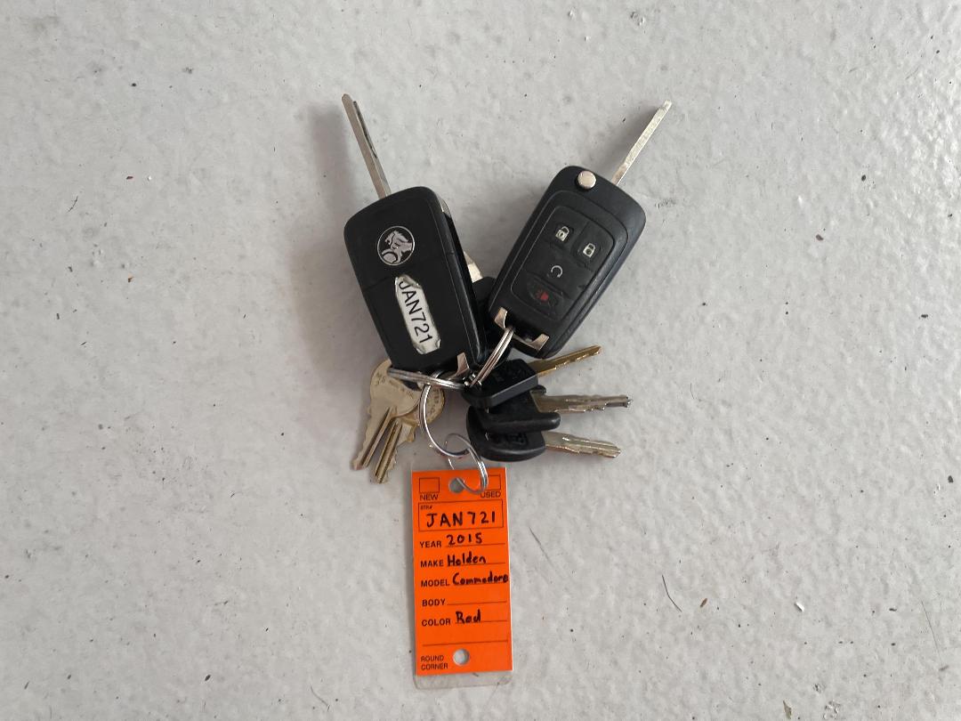 Photo '20' of Holden Commodore Photo '20' of Holden Commodore