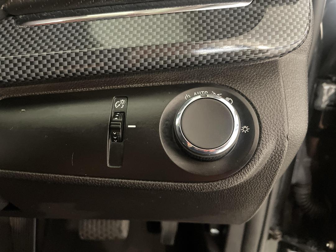 Photo '22' of Holden Commodore Photo '22' of Holden Commodore